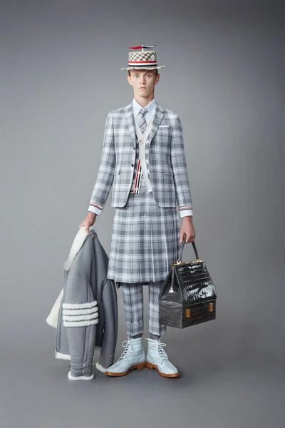 Look 5